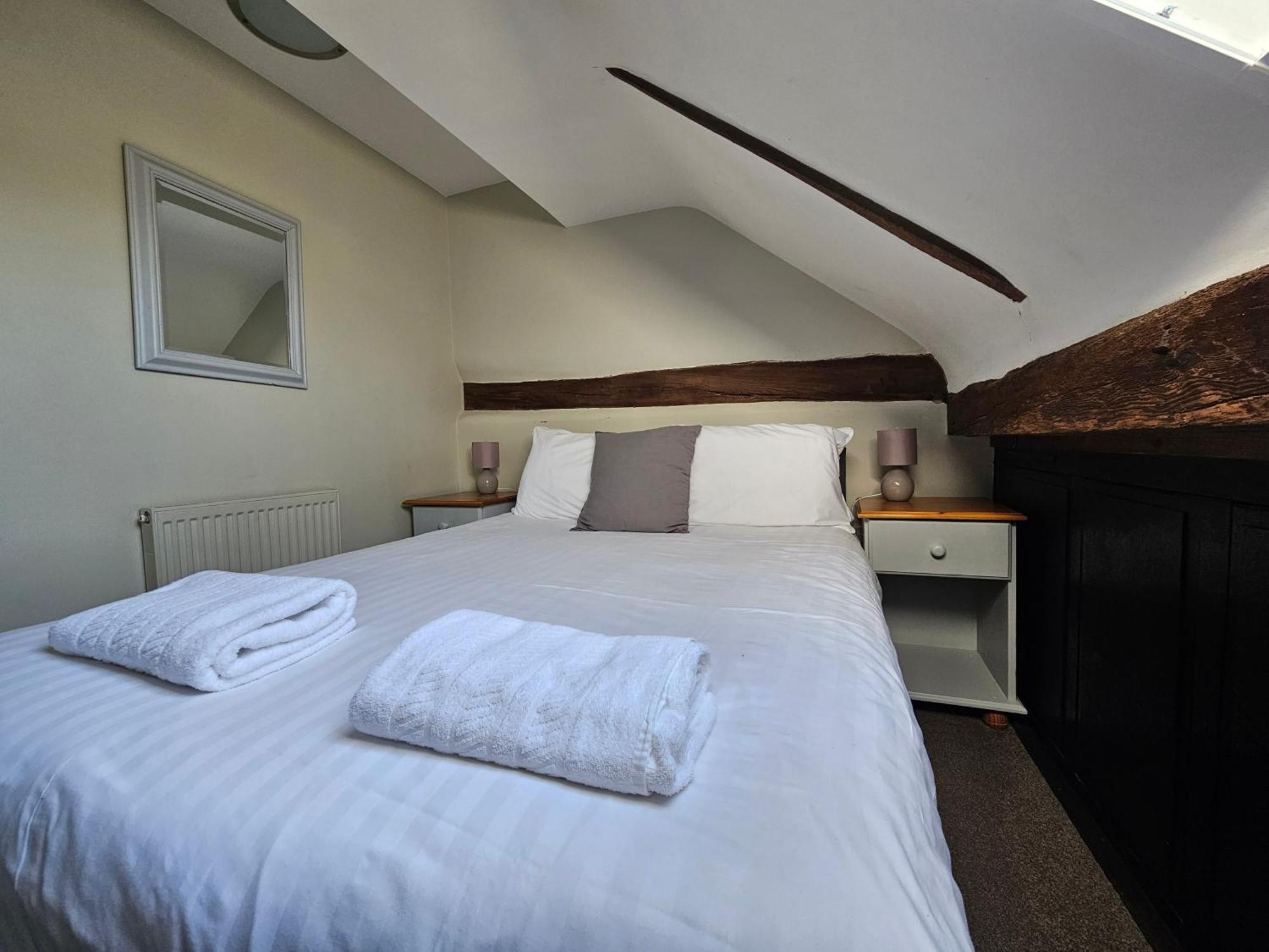 The Swan Inn Hilborough Экстерьер фото