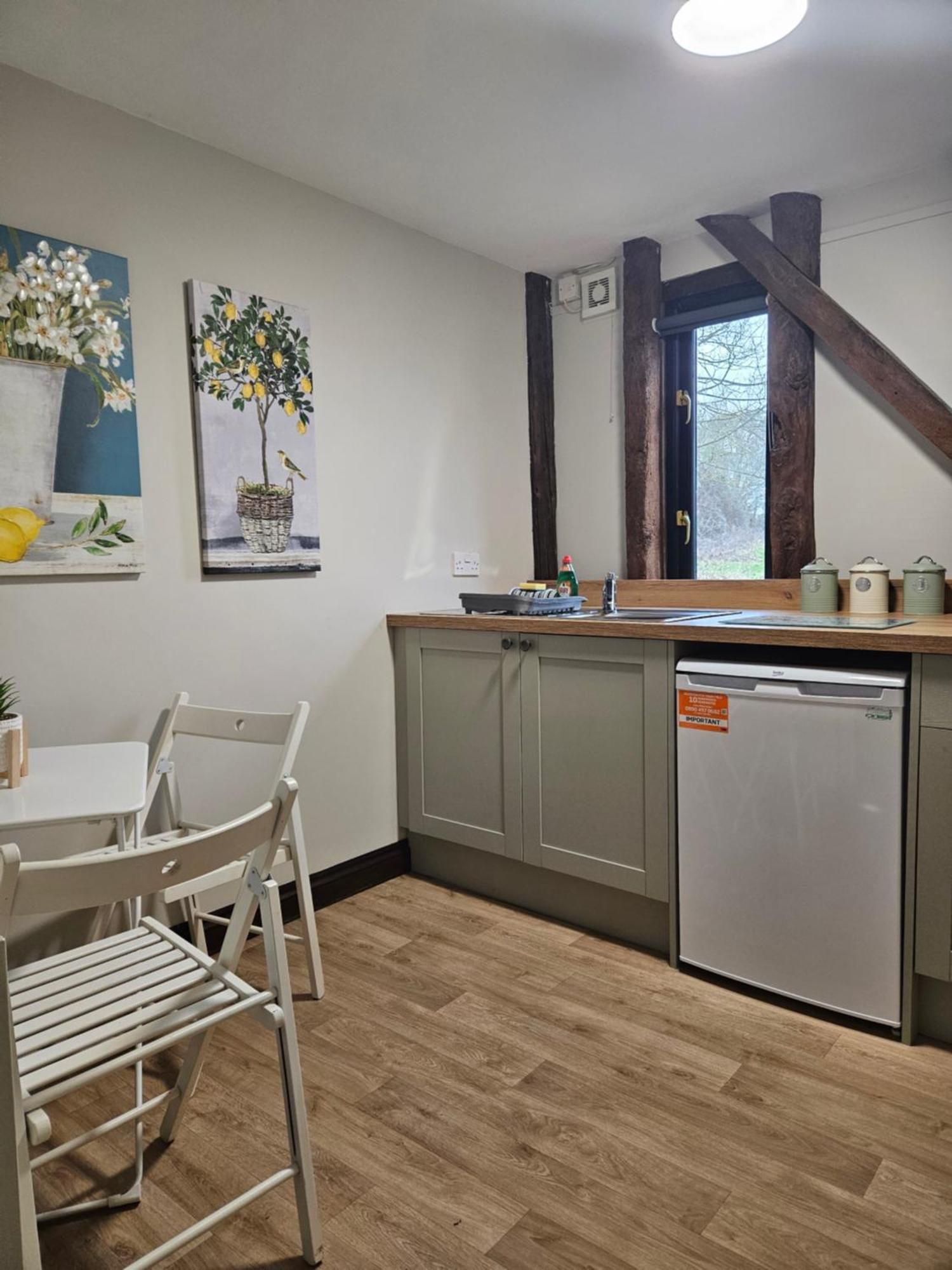 The Swan Inn Hilborough Экстерьер фото