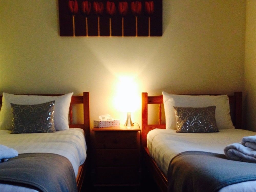 The Swan Inn Hilborough Экстерьер фото